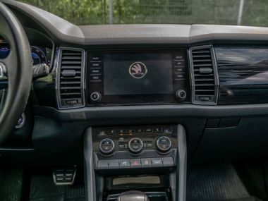Skoda Kodiaq 2020 года, 117 200 км - вид 8