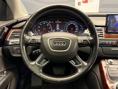 Audi A8 2011 года, 296 638 км - вид 9