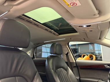 Audi A8 2011 года, 296 638 км - вид 19
