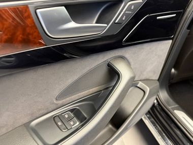 Audi A8 2011 года, 296 638 км - вид 14
