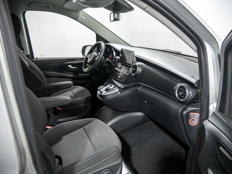 Mercedes-Benz V-класс 2017 года, 275 531 км - вид 21