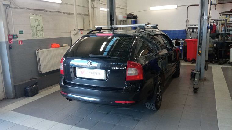 Skoda Octavia 2011 года, 213 832 км - вид 3