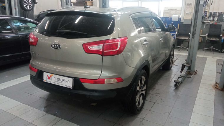 KIA Sportage 2011 года, 253 572 км - вид 3