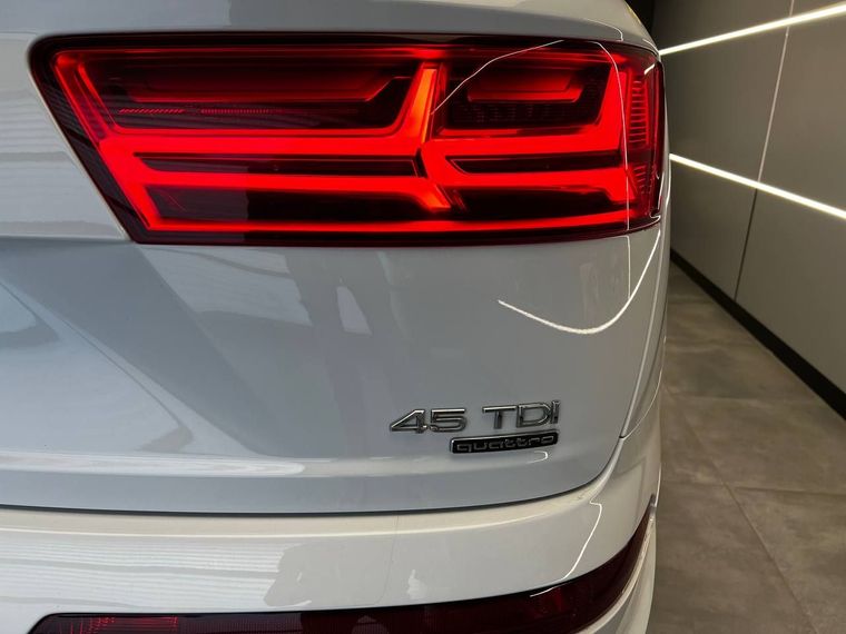 Audi Q7 2019 года, 49 192 км - вид 34