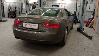 Audi A5 2015 года, 90 088 км - вид 3