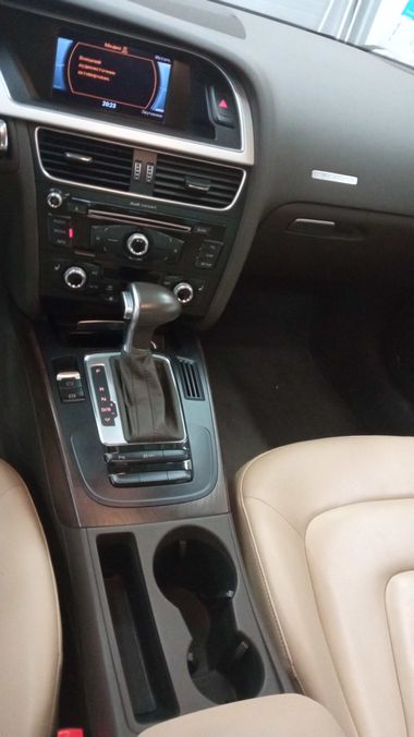 Audi A5 2015 года, 90 088 км - вид 5