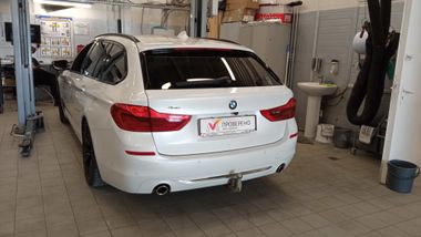 BMW 5 Серия 2017 года, 113 447 км - вид 3