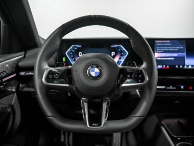 BMW 5 серия 2024 года, 7 844 км - вид 10