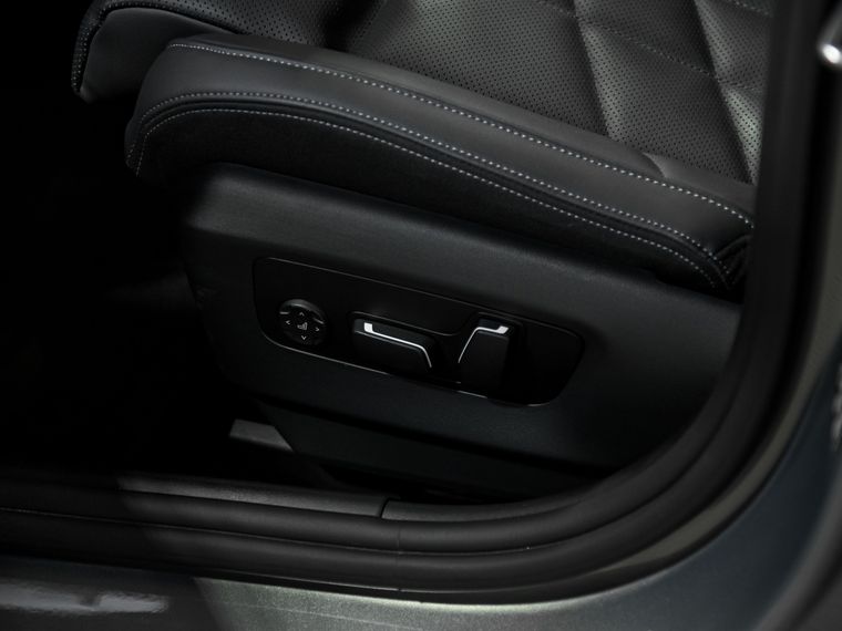 BMW 5 серия 2024 года, 7 844 км - вид 20