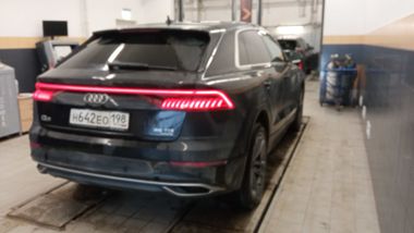 Audi Q8 2022 года, 115 834 км - вид 3
