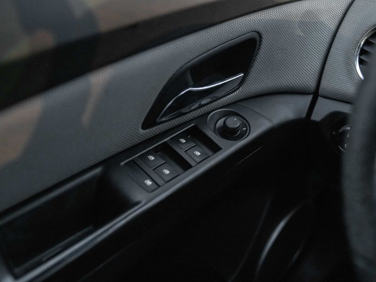 Chevrolet Cruze 2013 года, 160 000 км - вид 9