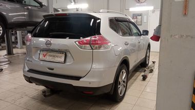 Nissan X-trail 2015 года, 153 728 км - вид 3