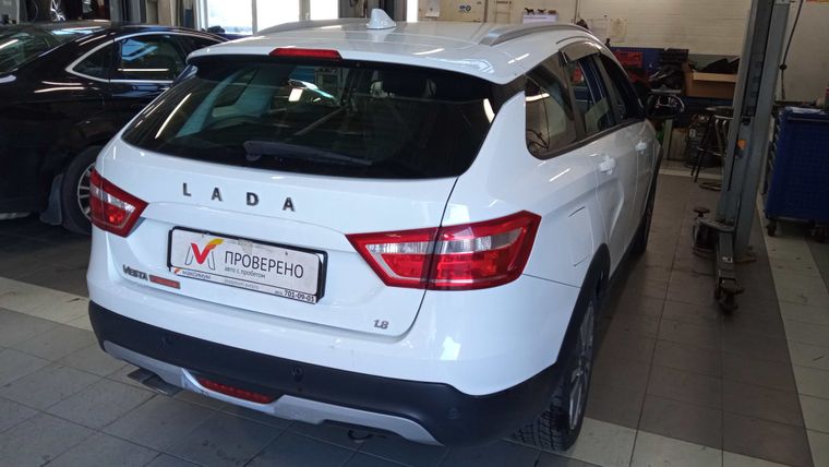 ВАЗ (LADA) Vesta Cross 2018 года, 92 562 км - вид 3
