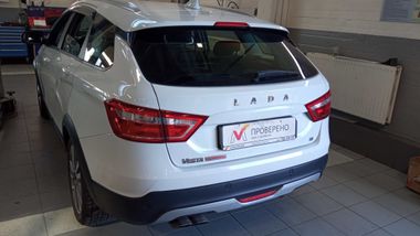ВАЗ (LADA) Vesta Cross 2018 года, 92 562 км - вид 4