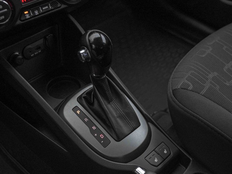 Kia Rio 2014 года, 265 000 км - вид 8