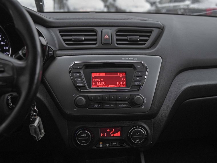 Kia Rio 2014 года, 265 000 км - вид 7