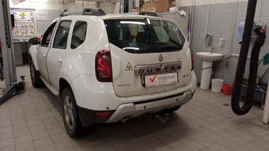 Renault Duster 2017 года, 214 420 км - вид 4