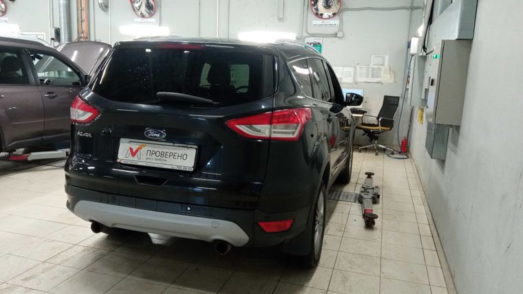 Ford Kuga 2013 года, 177 000 км - вид 3