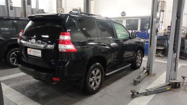 Toyota Land Cruiser Prado 2016 года, 153 784 км - вид 3