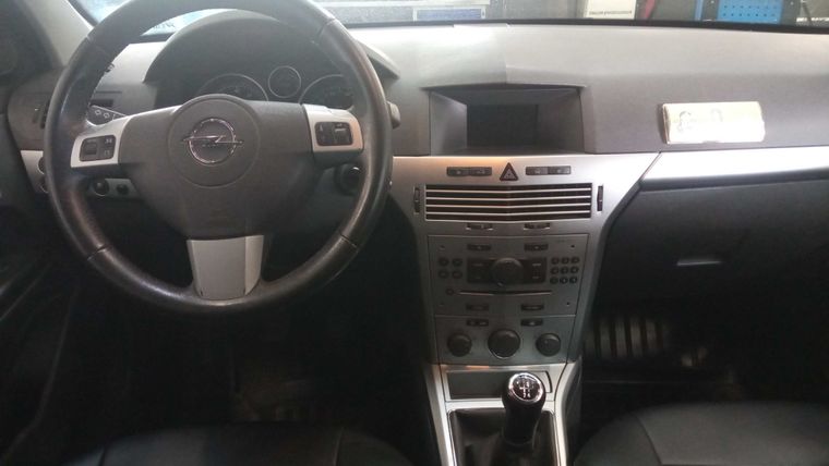 Opel Astra 2013 года, 248 827 км - вид 5