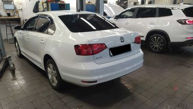 Volkswagen Jetta 2018 года, 212 593 км - вид 4