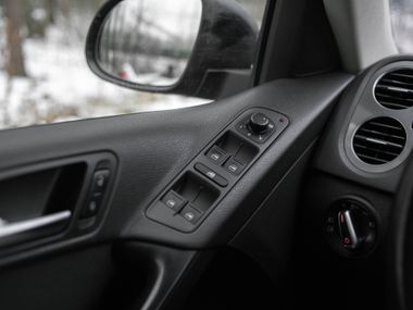 Volkswagen Tiguan 2014 года, 184 000 км - вид 11