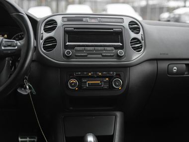 Volkswagen Tiguan 2014 года, 184 000 км - вид 7