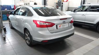 Ford Focus 2014 года, 96 243 км - вид 4