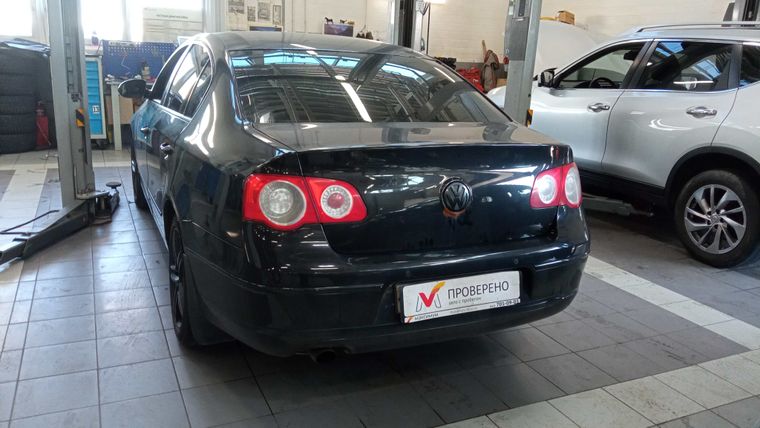 Volkswagen Passat 2008 года, 305 999 км - вид 3