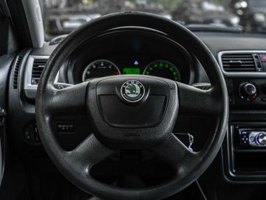 Skoda Fabia 2009 года, 255 648 км - вид 6