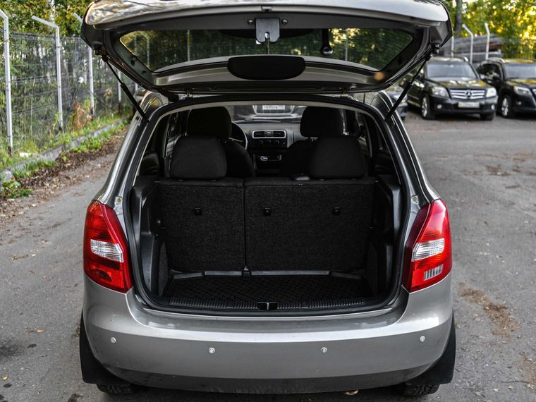 Skoda Fabia 2009 года, 255 648 км - вид 13