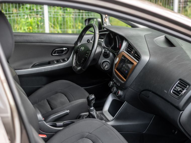 KIA Ceed 2018 года, 192 563 км - вид 13