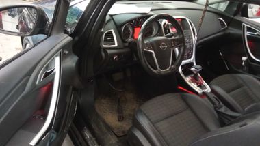 Opel Astra GTC 2014 года, 154 645 км - вид 5