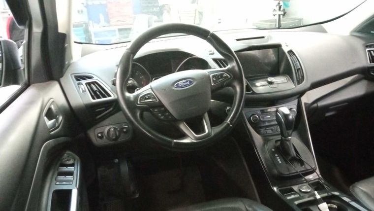Ford Kuga 2017 года, 157 804 км - вид 5