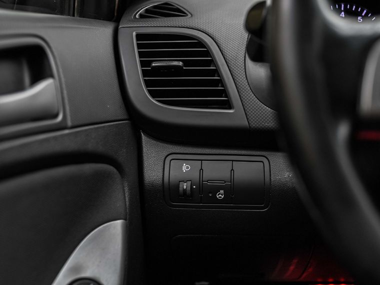 Hyundai Solaris 2016 года, 219 740 км - вид 9