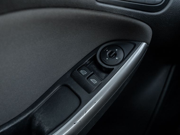 Ford Focus 2012 года, 231 109 км - вид 10