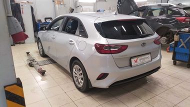 Kia Ceed 2019 года, 86 500 км - вид 4