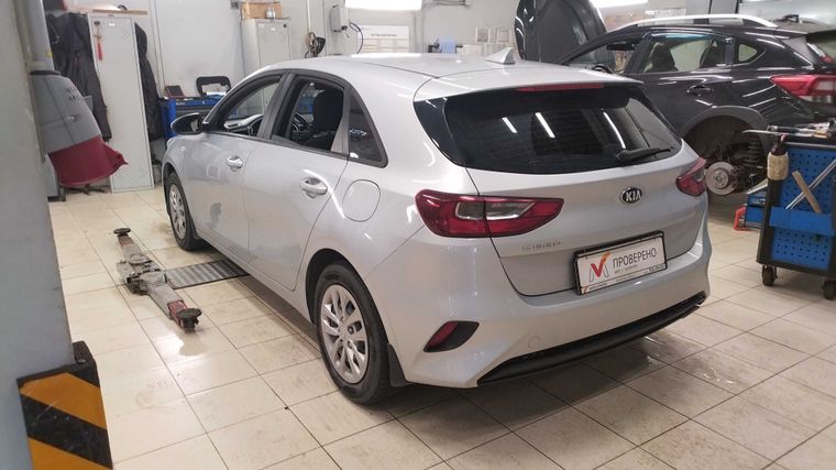 Kia Ceed 2019 года, 86 500 км - вид 4