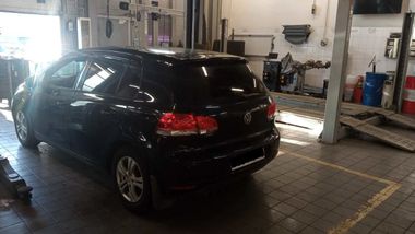 Volkswagen Golf 2012 года, 126 916 км - вид 4