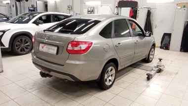 ВАЗ (LADA) Granta 2020 года, 107 979 км - вид 3