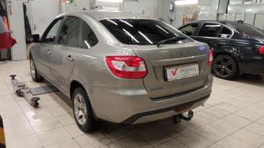 ВАЗ (LADA) Granta 2020 года, 107 979 км - вид 4