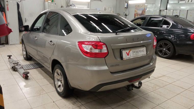 ВАЗ (LADA) Granta 2020 года, 107 979 км - вид 4