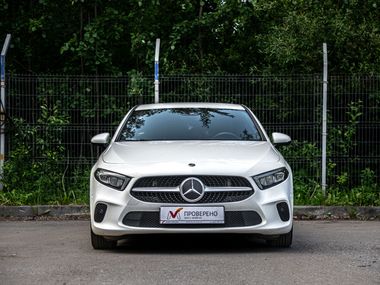 Mercedes-Benz A-класс 2019 года, 195 061 км - вид 3