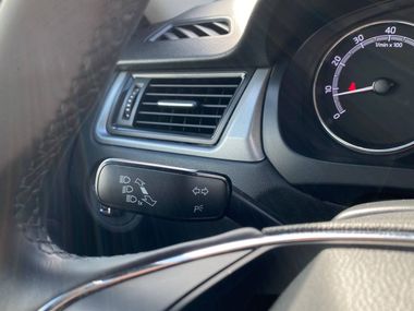 Skoda Rapid 2017 года, 204 756 км - вид 9