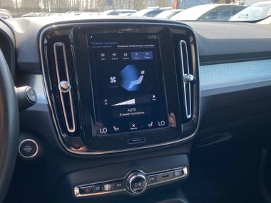 Volvo XC40 2019 года, 112 332 км - вид 12
