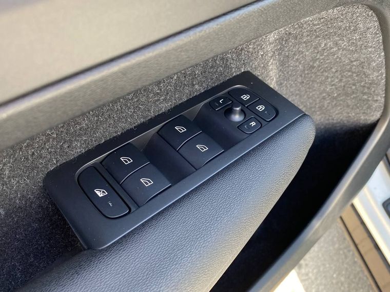Volvo XC40 2019 года, 112 332 км - вид 14