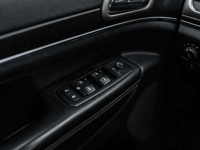 Jeep Grand Cherokee 2014 года, 224 199 км - вид 11