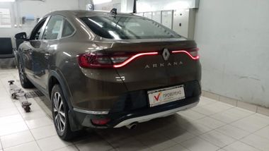 Renault Arkana 2021 года, 107 596 км - вид 4