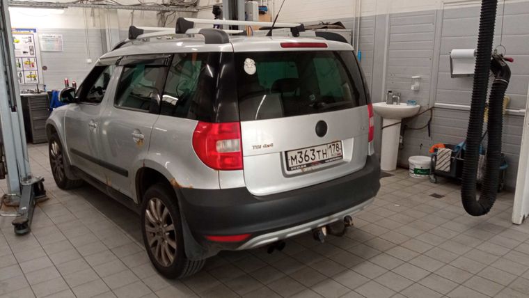 Skoda Yeti 2010 года, 241 500 км - вид 4