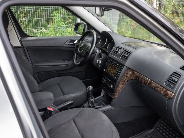 Skoda Yeti 2010 года, 241 500 км - вид 13